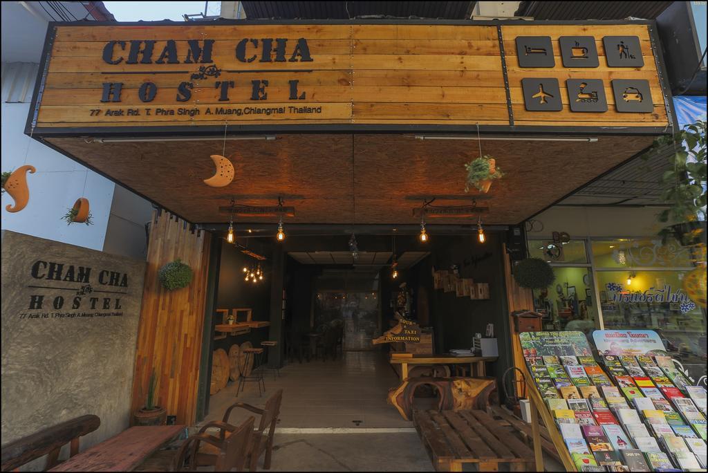 Cham Cha Hostel Чіангмай Екстер'єр фото