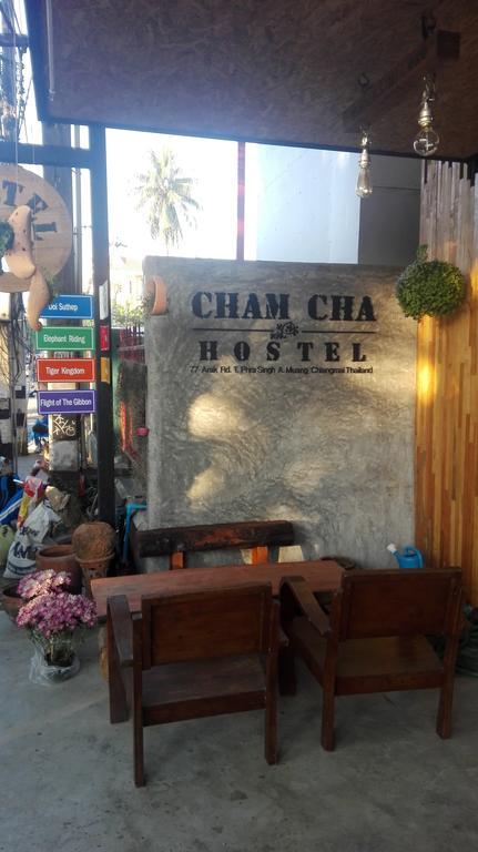 Cham Cha Hostel Чіангмай Екстер'єр фото